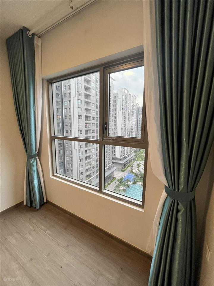 Thuê gấp 3pn 2wc giá 9tr/tháng, sẵn giường tủ, chung cư westgate