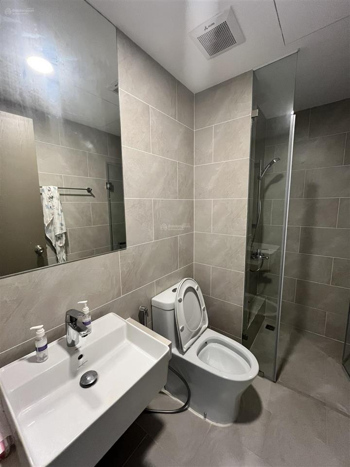 Thuê gấp 3pn 2wc giá 9tr/tháng, sẵn giường tủ, chung cư westgate