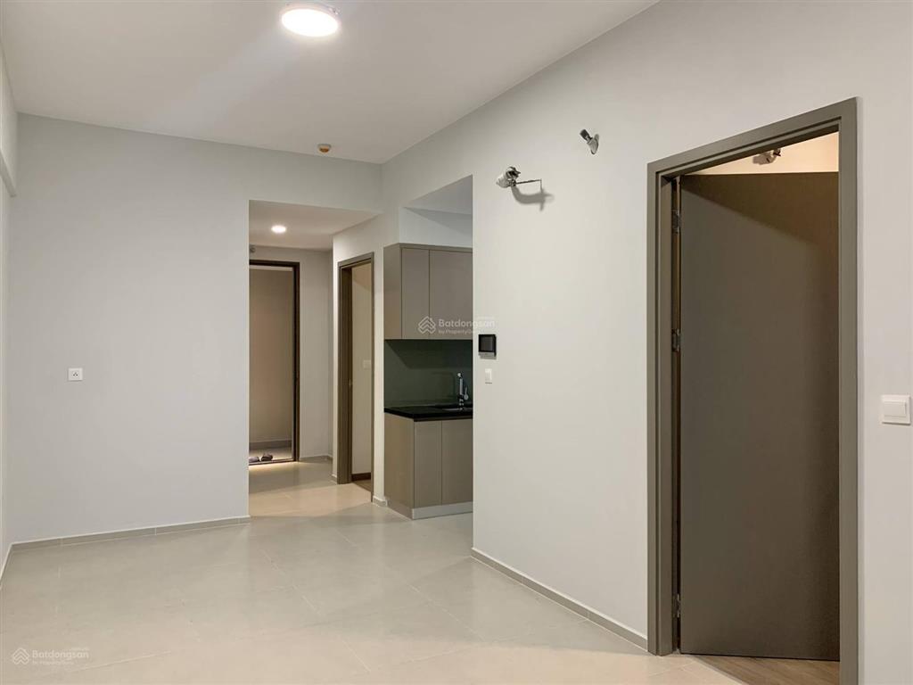 Căn hộ thuê chỉ 7tr/tháng 2pn 60m2, sẵn 2 máy lạnh , view nội khu, rèm giàn phơi, chung cư westgate