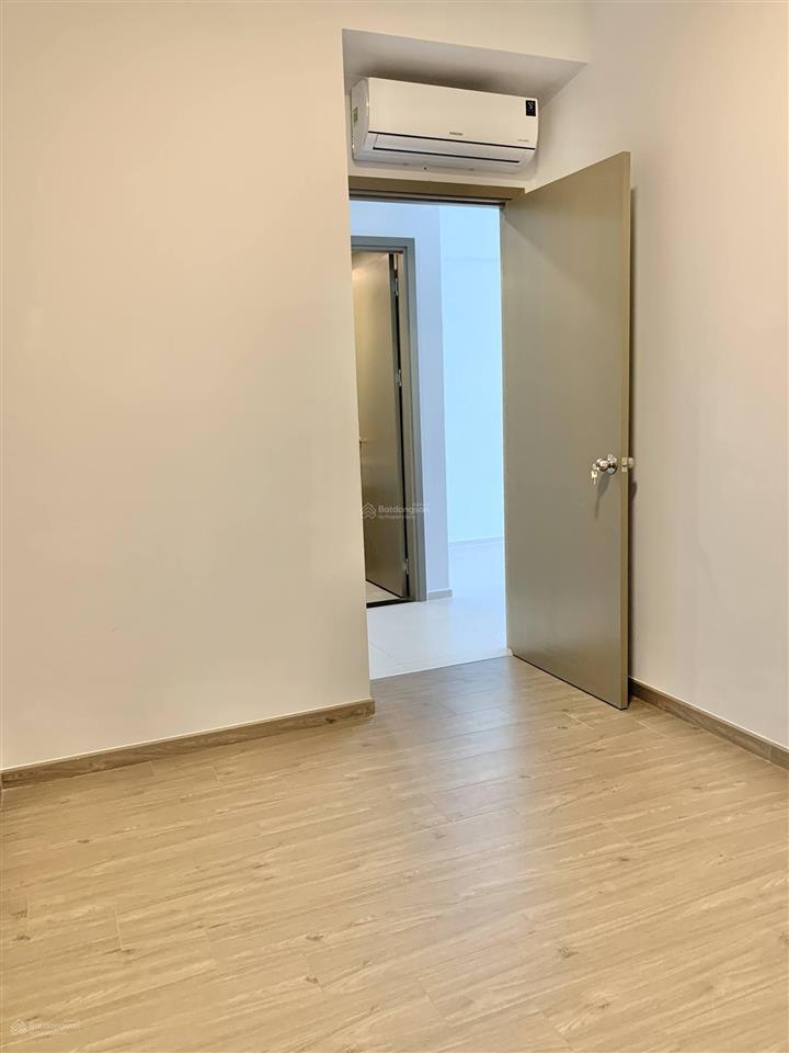 Căn hộ thuê chỉ 7tr/tháng 2pn 60m2, sẵn 2 máy lạnh , view nội khu, rèm giàn phơi, chung cư westgate