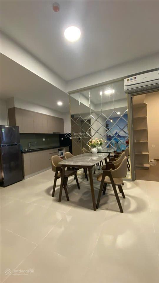 Cho thuê giá 9.5tr/th, căn góc 2n + 2vs 69m2 full nội thất, chung cư westgate