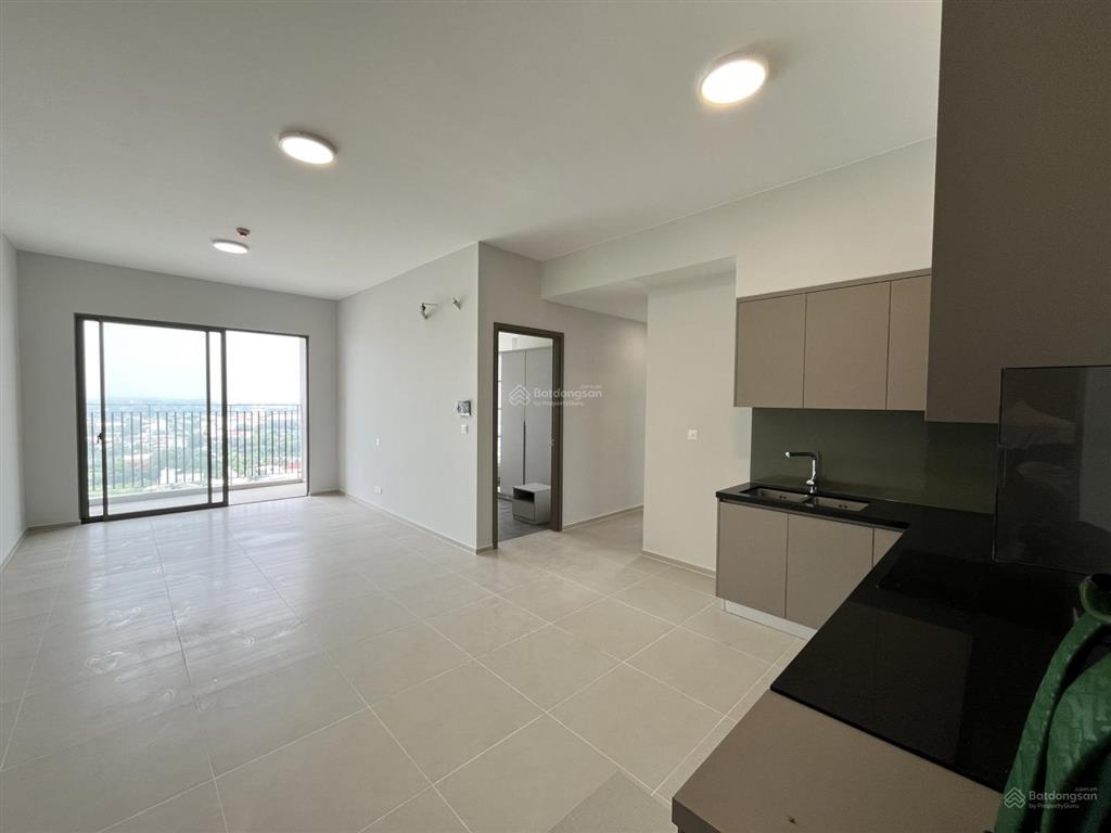 Cho thuê gấp 3pn 85m² giá 9 triệu/tháng view hồ bơi, giường tủ, chung cư westgate