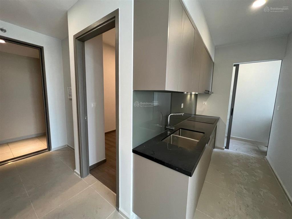 Bán gấp sổ sẵn westgate 2pn 60m2, giá 2,48 tỷ full 102%, view ngoại khu, giá tốt dự án