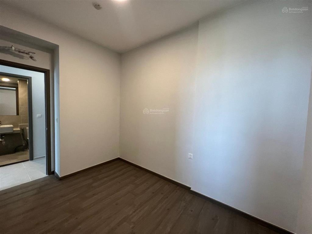 Bán gấp sổ sẵn westgate 2pn 60m2, giá 2,48 tỷ full 102%, view ngoại khu, giá tốt dự án