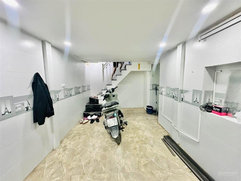 Bán cực gấp nhà riêng cực đẹp ngõ 290 kim mã  20m2x5t  dân xây, đủ nội thất, ở ngay  giá hiếm rẻ