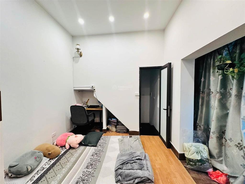 Bán cực gấp nhà riêng cực đẹp ngõ 290 kim mã  20m2x5t  dân xây, đủ nội thất, ở ngay  giá hiếm rẻ