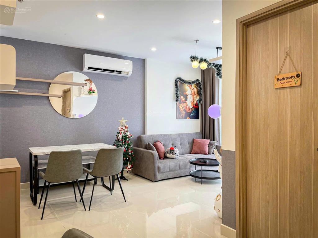 Bán gấp căn hộ 1pn + diện tích lớn 52m2 full nội thất cao cấp
