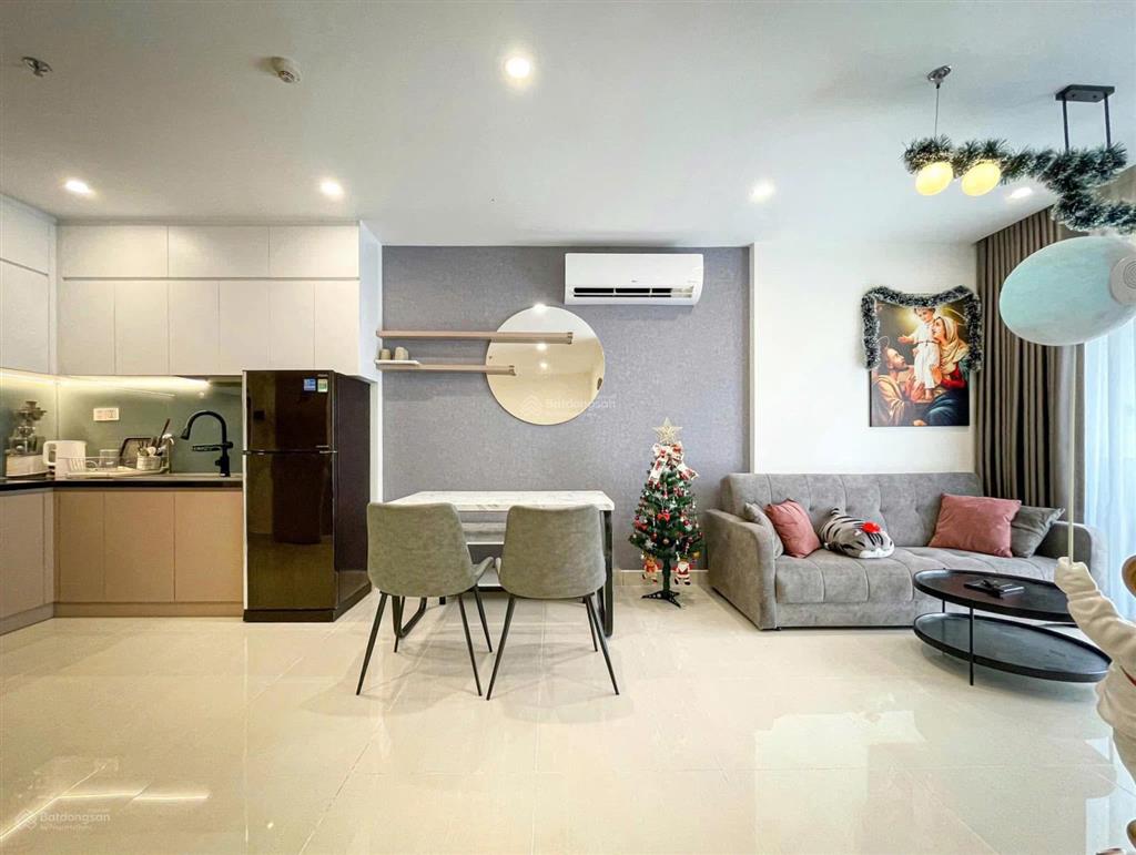 Bán gấp căn hộ 1pn + diện tích lớn 52m2 full nội thất cao cấp