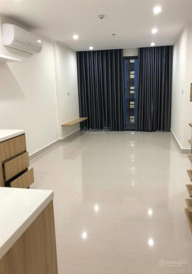Chủ nhà gửi bán gấp căn hộ 2pn 59m2 vinhomes grand park nội thất cao cấp