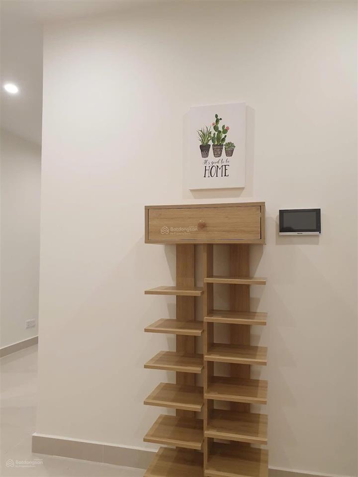 Chủ nhà gửi bán gấp căn hộ 2pn 59m2 vinhomes grand park nội thất cao cấp