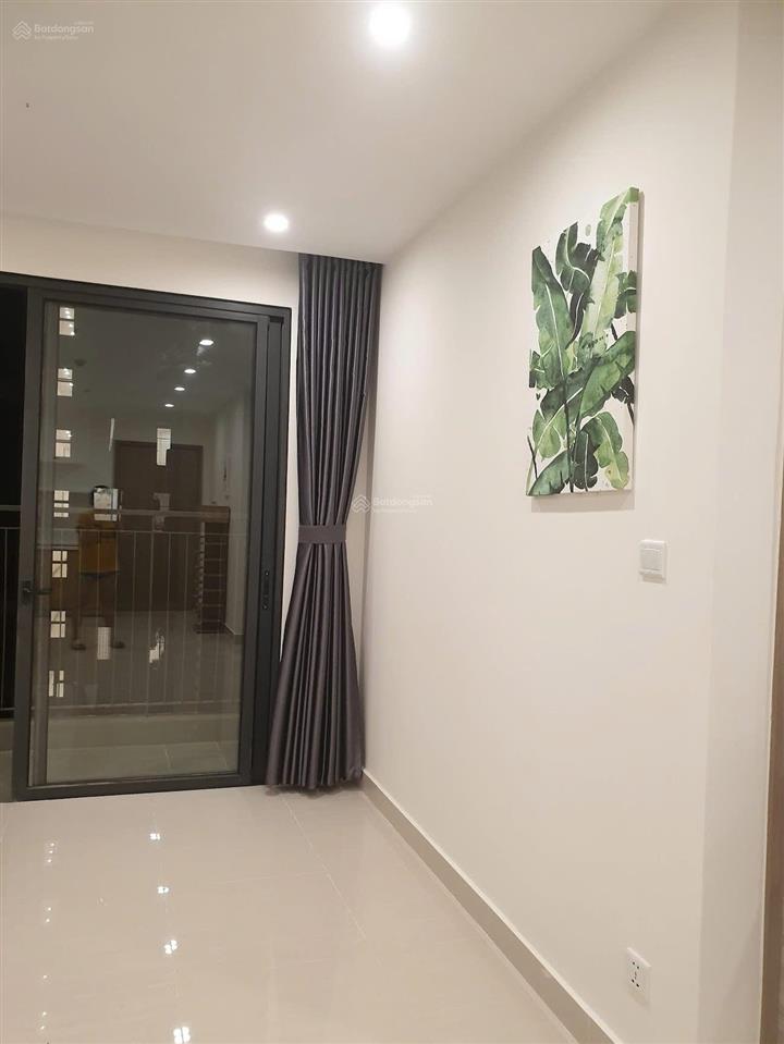 Chủ nhà gửi bán gấp căn hộ 2pn 59m2 vinhomes grand park nội thất cao cấp