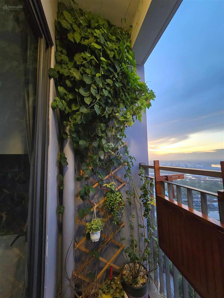 Bán gấp căn hộ 2pn2wc 67m2 the rainbow vinhomes grand park công chứng ngay