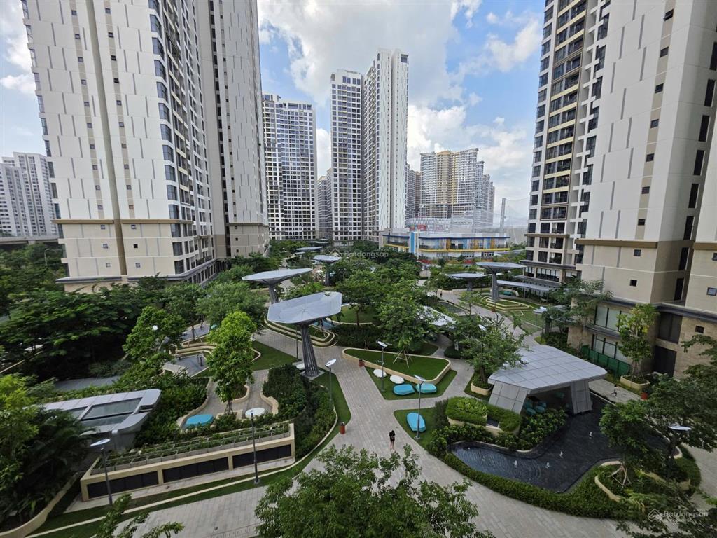 Bán gấp căn góc 2pn mcp giá tốt thị trường chỉ 4,1 tỷ
