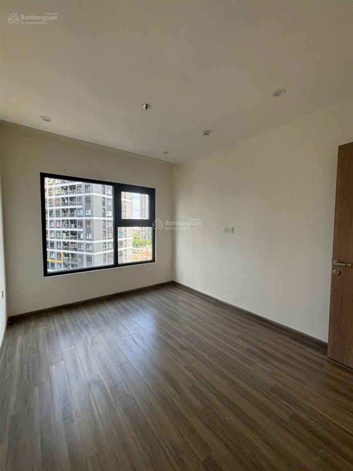 Cắt lỗ hơn 700 triệu căn 1pn+ diện tích lớn 52m view hồ bơi & sông giá chỉ 2,65 tỷ