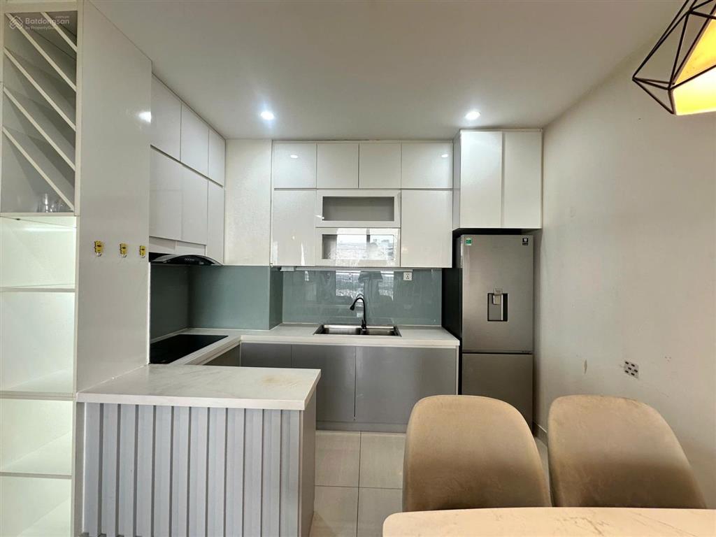 Căn 3pn view đẹp full nội thất xịn sổ hồng riêng chỉ 3.7 tỷ