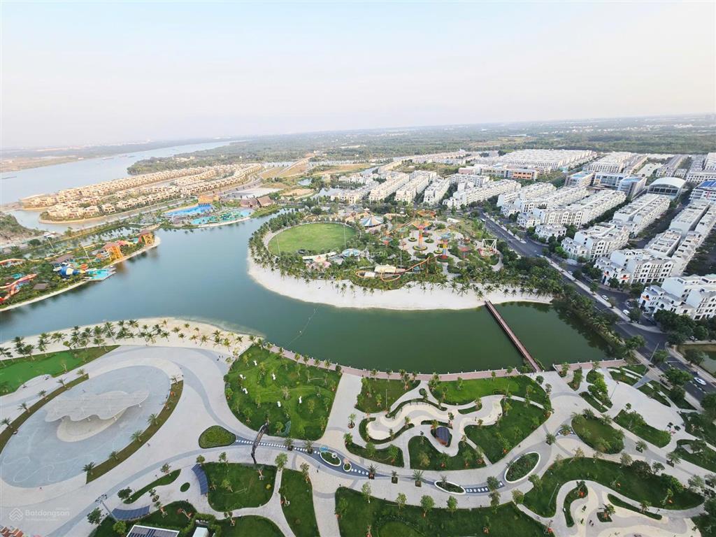 Bán gấp căn 3pn 2wc view đẹp the opus one  vinhomes grand park, giá cực kì ưu đãi
