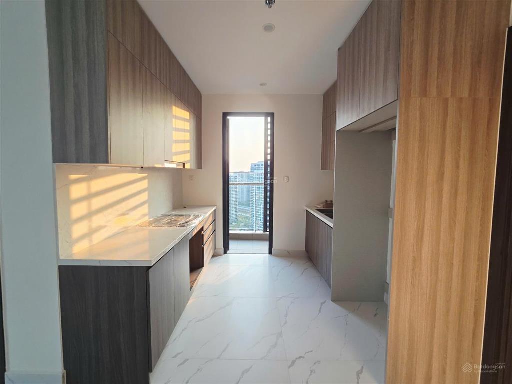 Bán gấp căn 3pn 2wc view đẹp the opus one  vinhomes grand park, giá cực kì ưu đãi