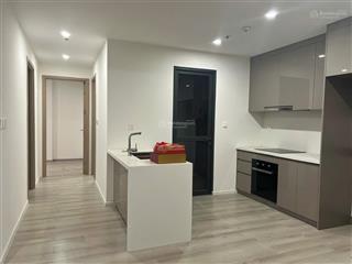 Bán gấp 2pn căn góc 74m2  hướng mát view hồ bơi  masteri centre point  4,1 tỷ