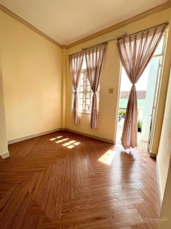 Nhà phố biển đẹp ngay tttp nha trang