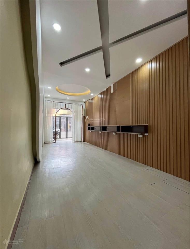 Cho thuê nhà 2 tầng khu bàn cờ tttp nha trang