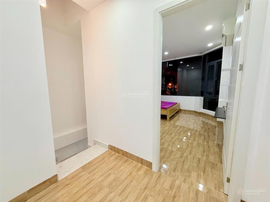 Nhà phố giá rẻ ngay kđt vcn phước hải  tp nha trang