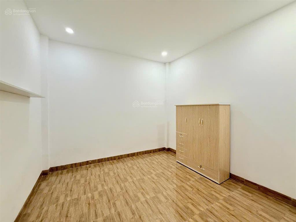 Nhà phố giá rẻ ngay kđt vcn phước hải  tp nha trang
