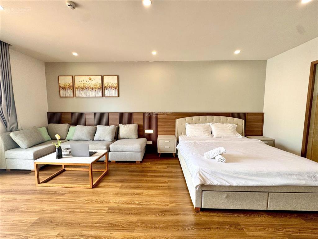 Gía siêu cạnh tranh căn studio goldcoast nội thất đẹp chỉ 5,2tỷ đã có sổ.  0794 546 *** (ms. uyên)