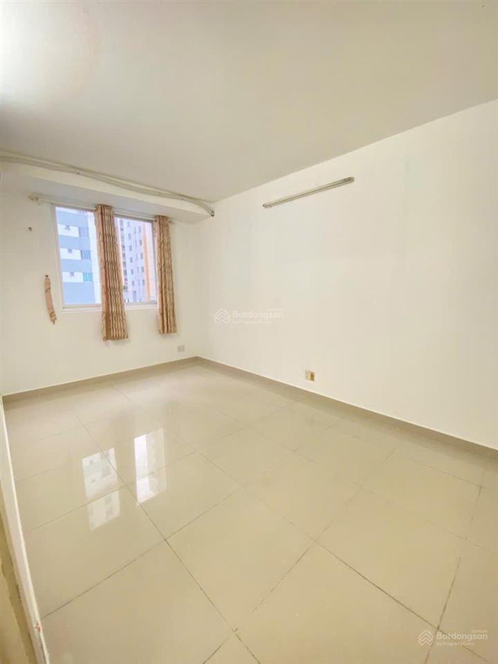 Bán căn hộ chung cư goldview q4
