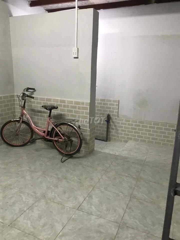 Phòng trọ giá rẻ, thoáng mát sạch sẽ gần bến xe Miền tây