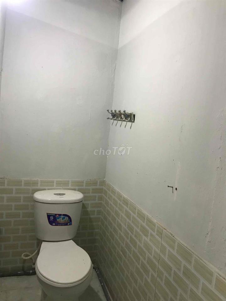 Phòng trọ giá rẻ, thoáng mát sạch sẽ gần bến xe Miền tây