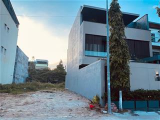 Duy nhất 1 lô biệt thự tây phan đình phùng 10x19,25m gần ngọc bảo viên