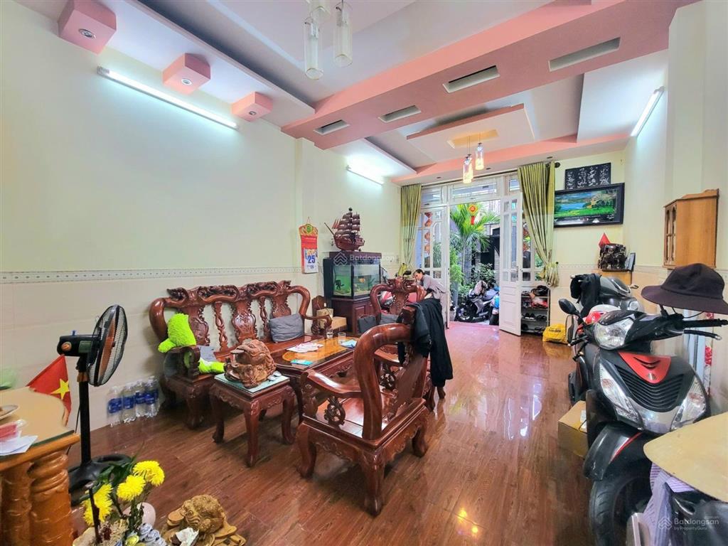 Bán nhà phú nhuận sát mặt tiền 75m2 x 4 tầng chỉ 8,8 tỷ còn bớt