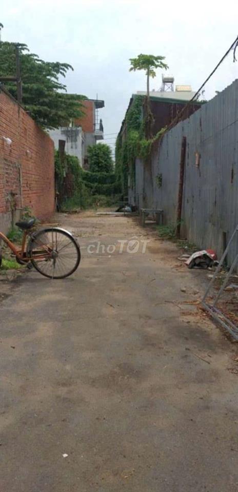 Bán đất mặt tiền đường số 8 đt 1300m2, giá 18 tỷ