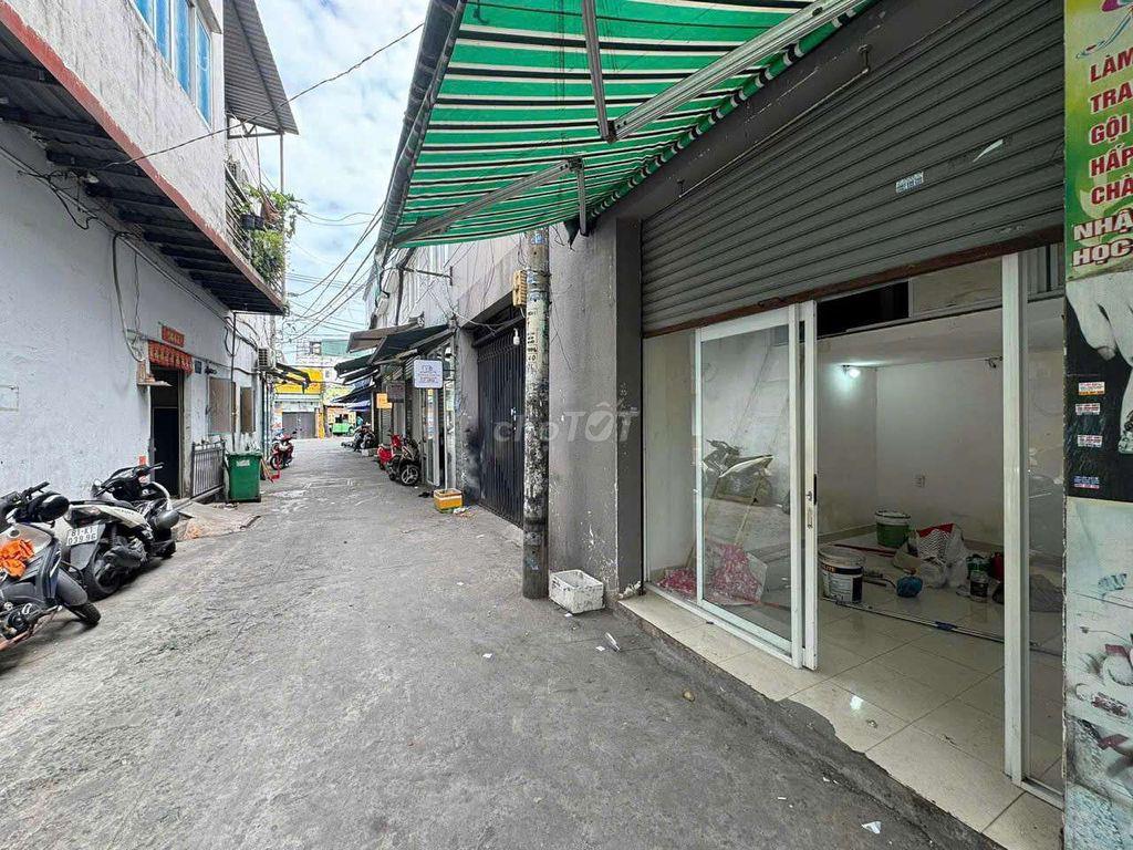Nhà nhỏ 3tr5 dạng kios, gác đúc,máy lạnh