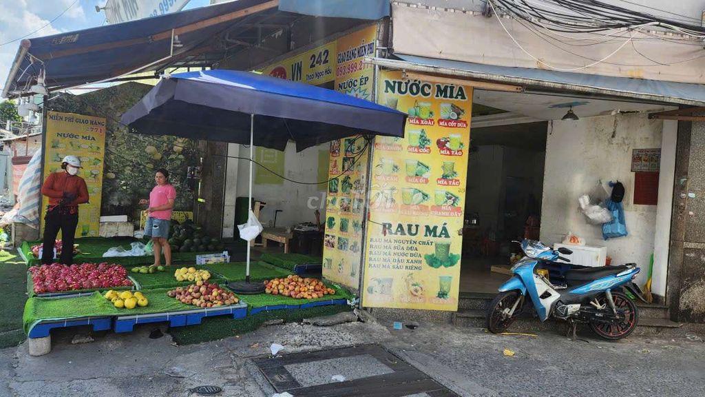 Nhà góc 2 mặt tiền nguyên căn12tr,100m2