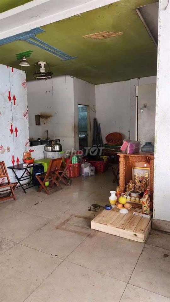 Nhà góc 2 mặt tiền nguyên căn12tr,100m2