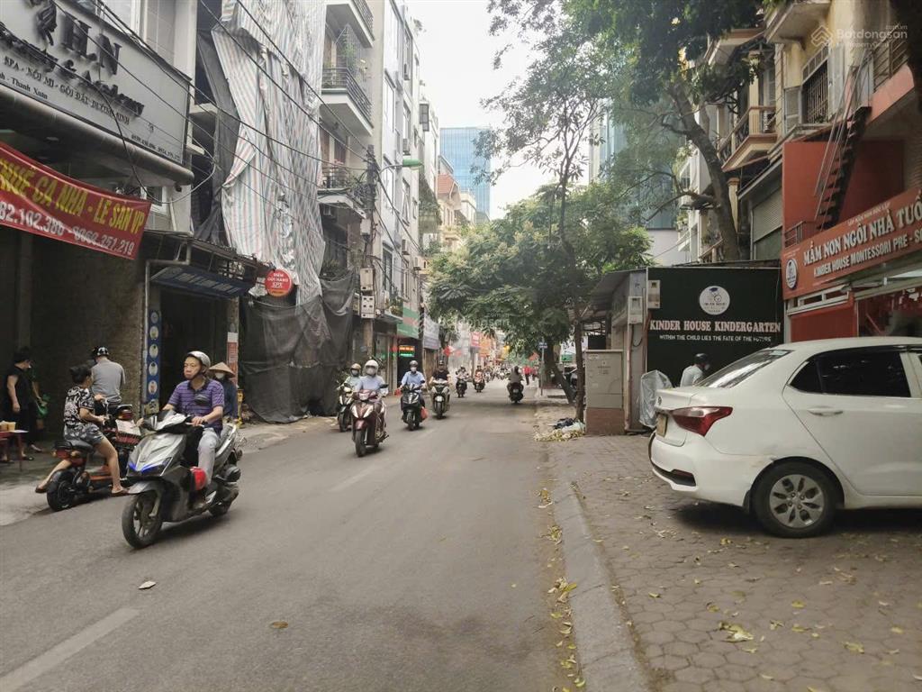 Chính chủ cho thuê nhà riêng 40m2*5 tầng ngõ 101 hoàng ngân, thanh xuân, hà nội
