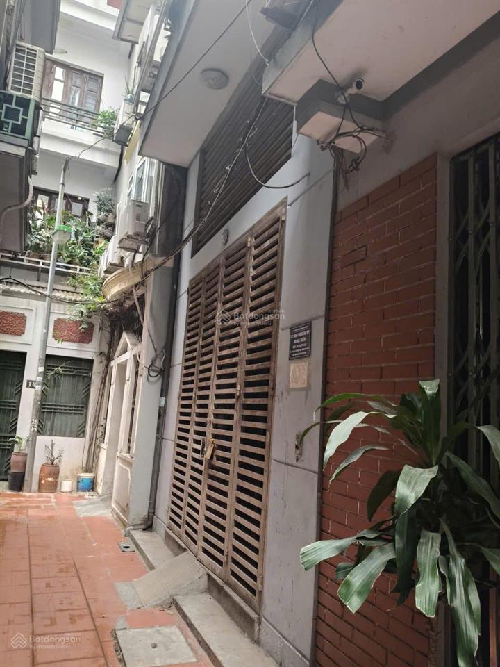 Chính chủ cho thuê nhà riêng 40m2*5 tầng ngõ 101 hoàng ngân, thanh xuân, hà nội
