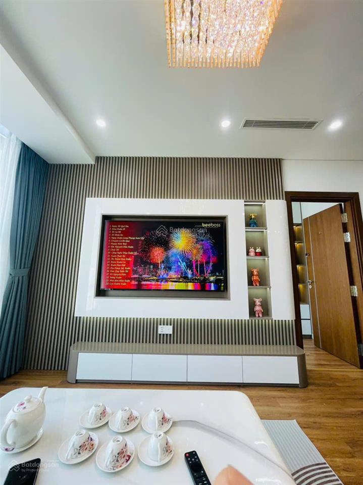 Chính chủ cắt lỗ  căn góc  đầy đủ nội thất  siêu hiếm  88m2  10,8 tỷ.  0988 160 ***