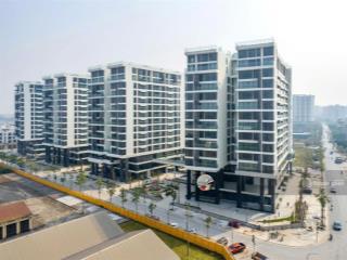 Bán căn hộ studio 28m2 giá chỉ 3tỷ2 rẻ nhất sunshine green iconic  em long 0869 971 ***