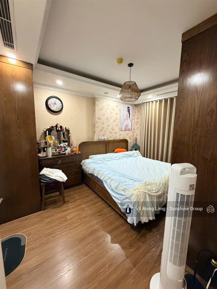 Bán căn hộ chung cư 3pn, 95m2 giá siêu hời chỉ 8,480 tỷ tại sunshine garden  em long 0869 971 ***