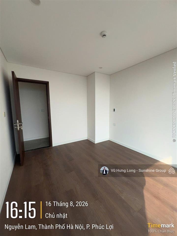 Bán căn 2pn, 2wc  80m2 giá chỉ 7,9 tỷ tại sunshine green iconic