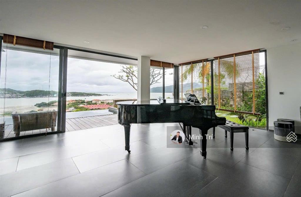 Bán biệt thự anh nguyễn nha trang (có sổ hồng hoàn công)  view biển cáp treo vinpearl