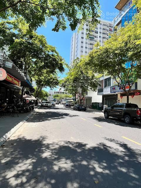 Lô ngang 6m phù hợp kinh doanh đường bùi thiện ngộ (b4) vcn phước hải  nha trang giá 105 triệu /m2