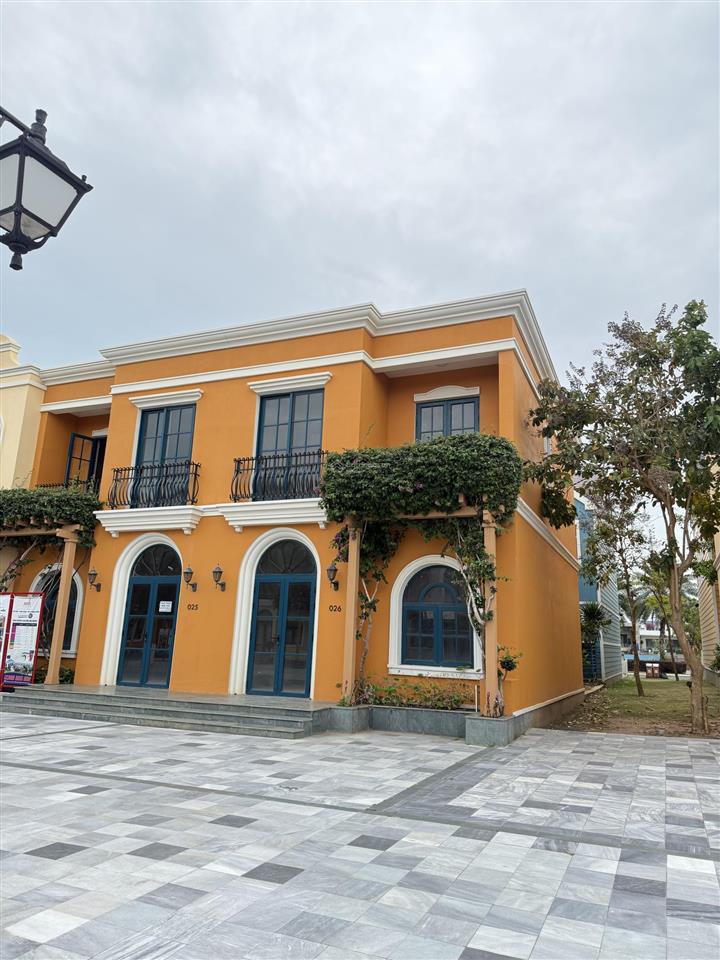 Giá sốc chỉ 26tr/m2 sở hữu ngay căn btsl 10x20 florida 1. phan thiết  0931 832 ***