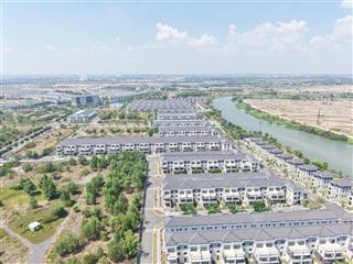 Cắt lỗ sốc 1 tỷ căn shophouse 6x20 ngay quảng trường phân khu elite 1 giá 7,8 tỷ full vat