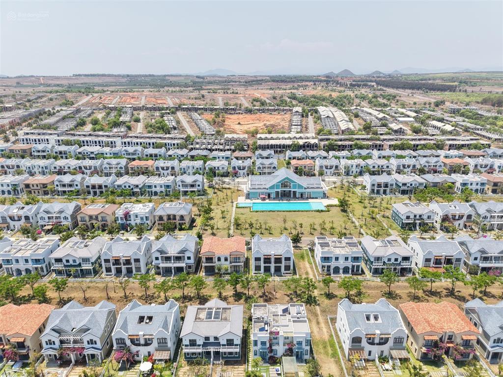 Giá hời cho căn btsl 8x20 bán 4,2 tỷ full 100% bao chi phí sang tên  0931 832 ***