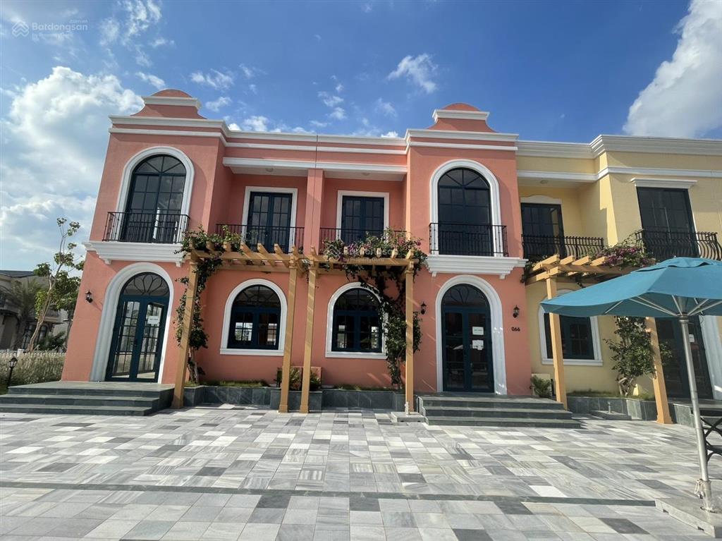 Bán căn shop 6x20 full nt đường miami giá 5 tỷ rõ ràng giá tốt thị trường  0931 832 ***