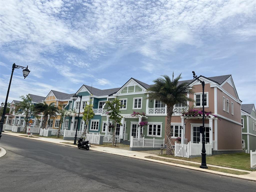 Bán căn shop 6x20 full nt đường miami giá 5 tỷ rõ ràng giá tốt thị trường  0931 832 ***