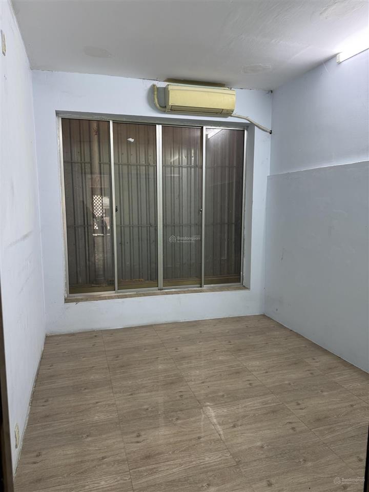 Cho thuê nhà mặt tiền  phạm văn đồng, linh tây, thủ đức